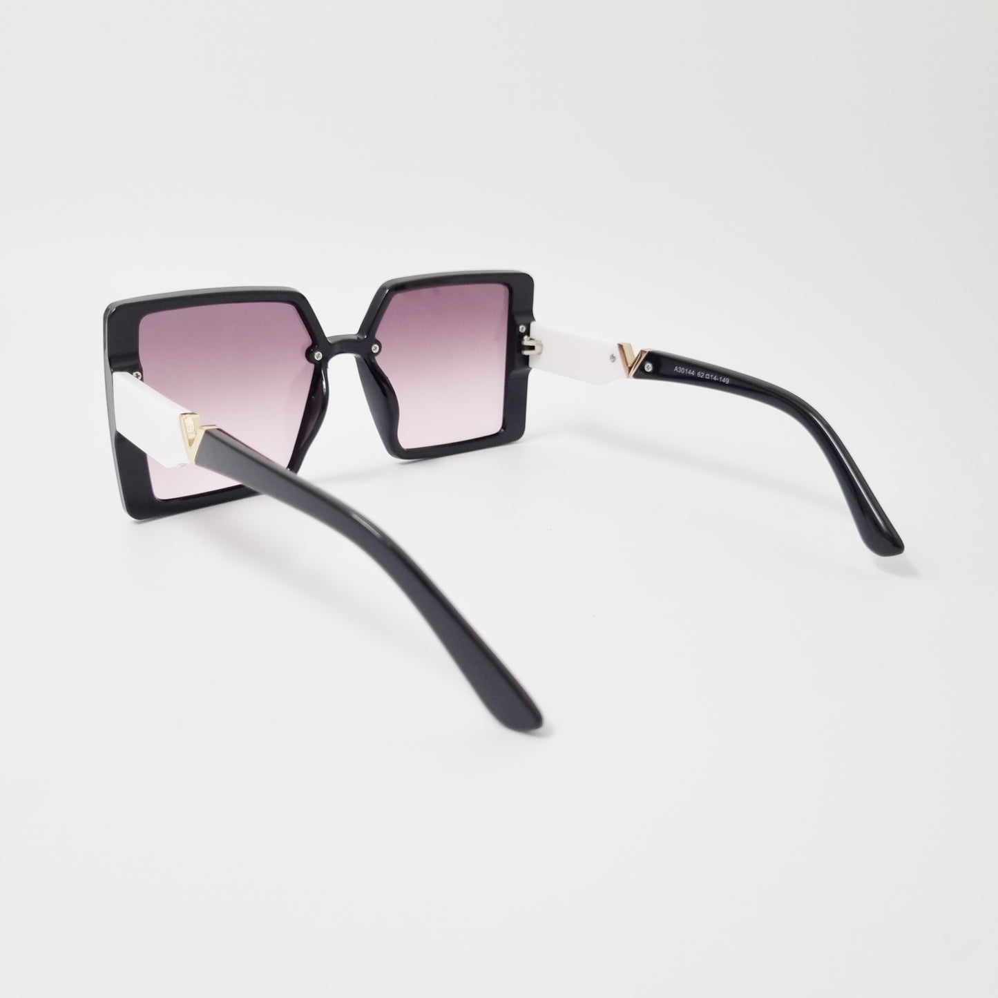 Radikle ( Women, Square, Oversized ) Black Pink