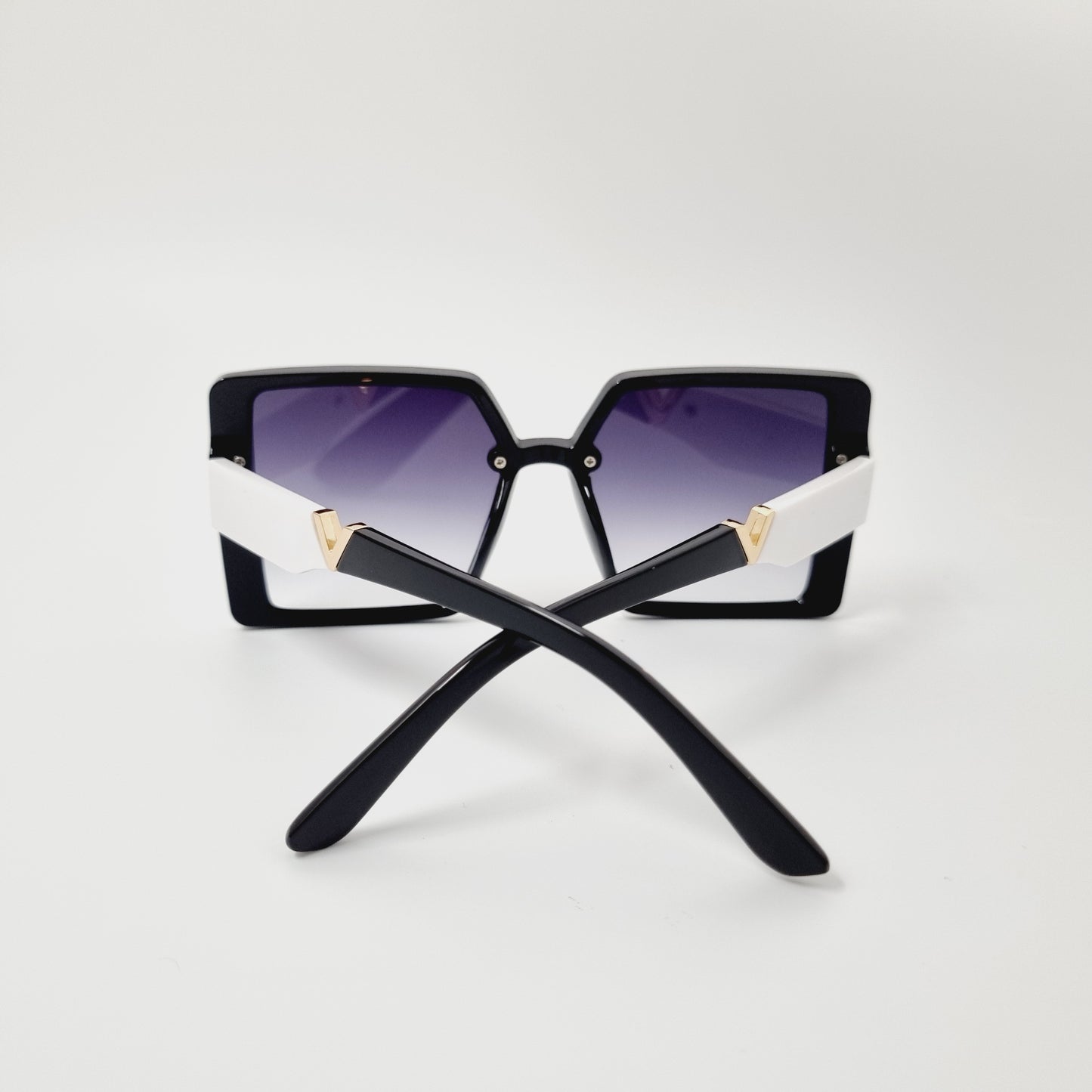 Radikle ( Women, Square, Oversized ) Black Purple
