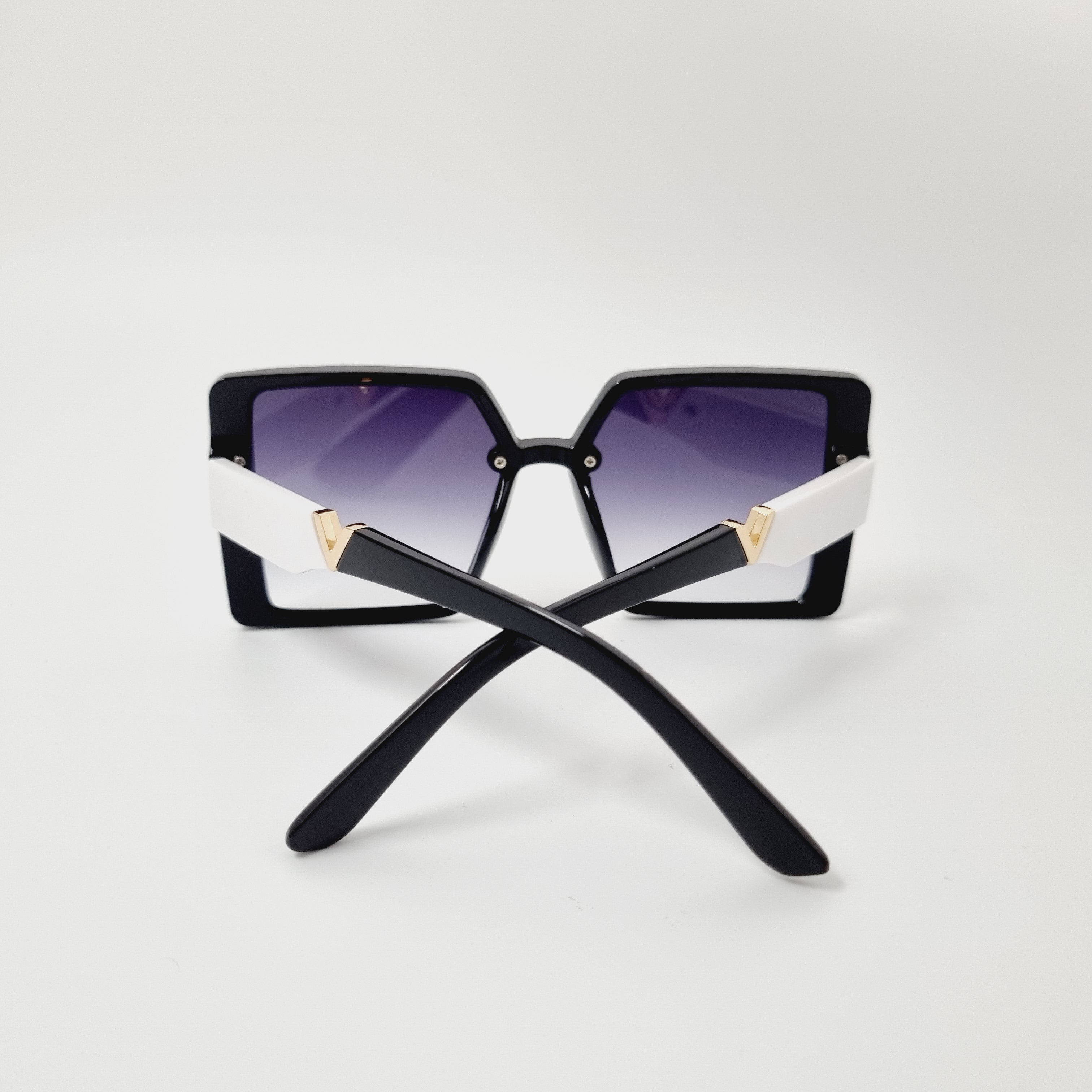 Radikle ( Women, Square, Oversized ) Black Purple