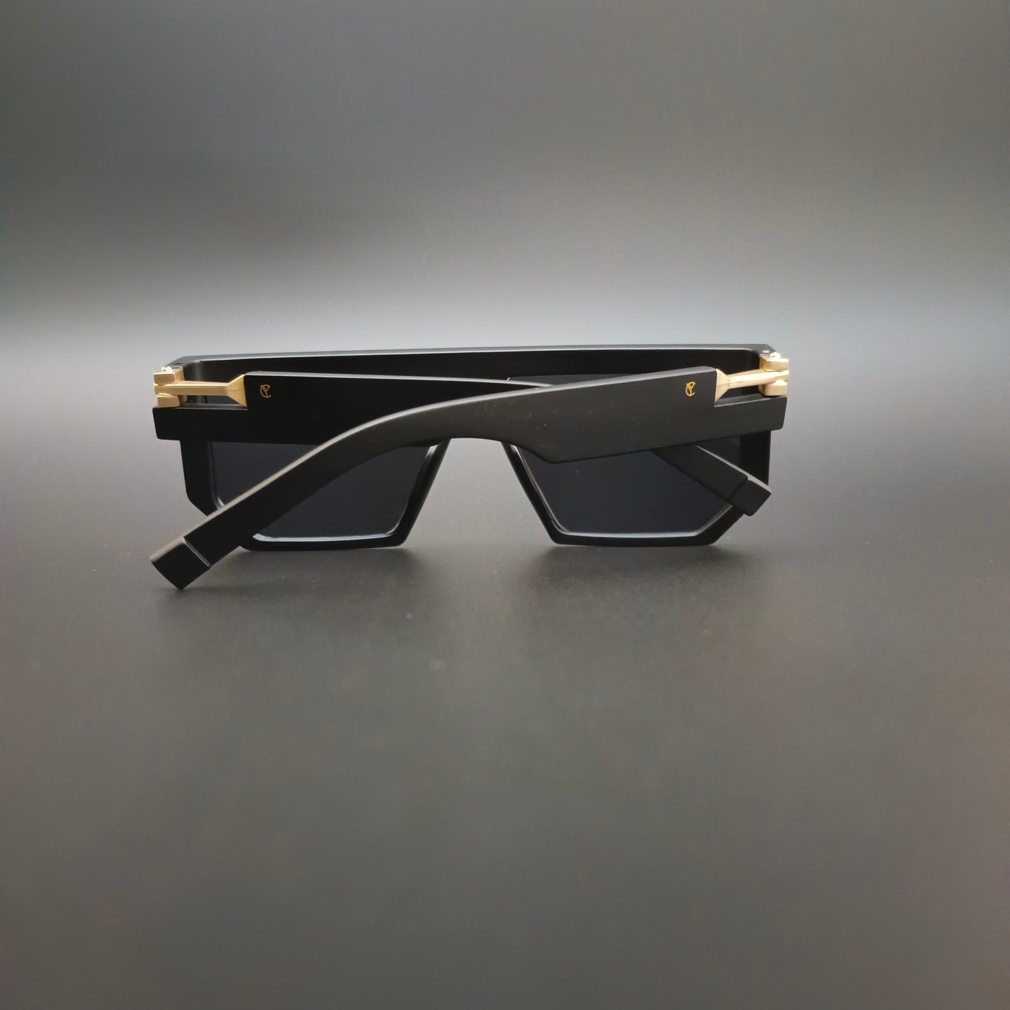 Marshal matte Black ( Unisex, Square, Oversized )