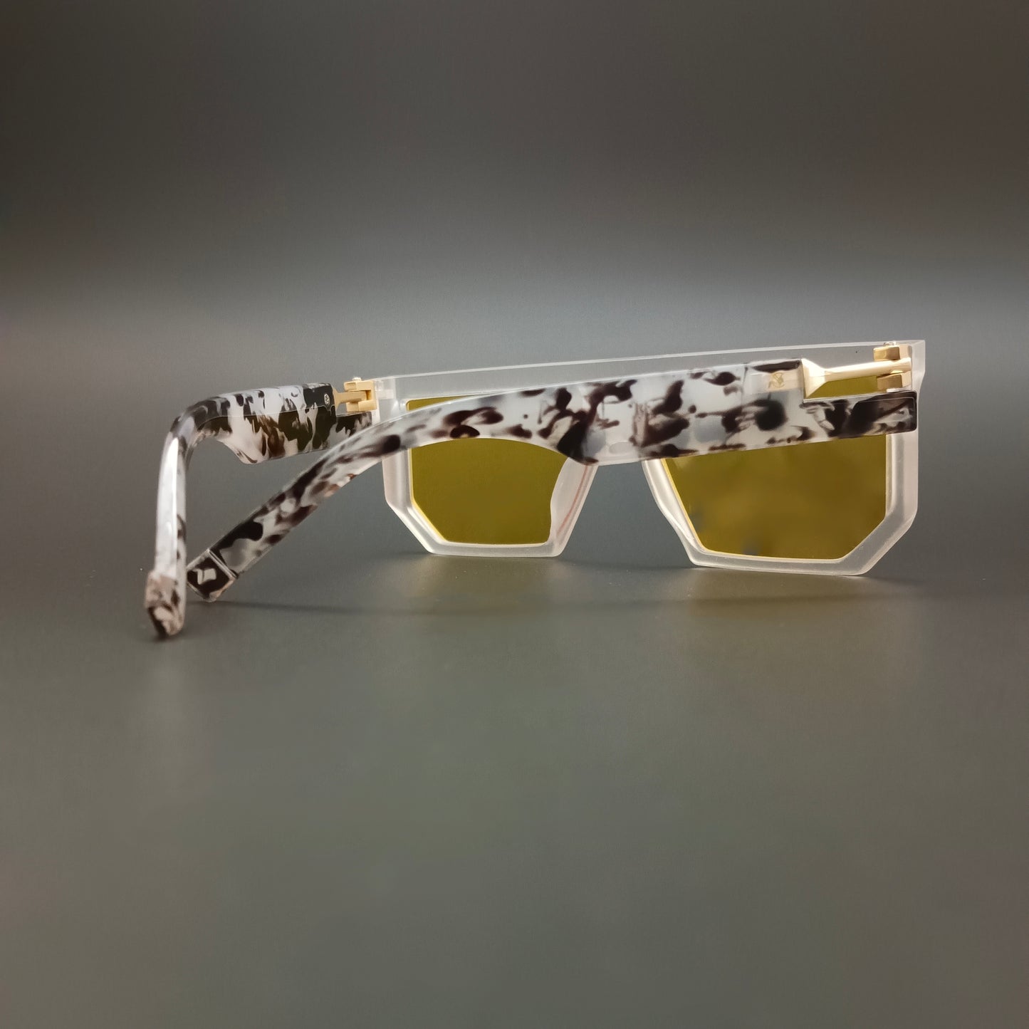 Marshal Matte white Yellow ( Unisex, Square, Oversized )