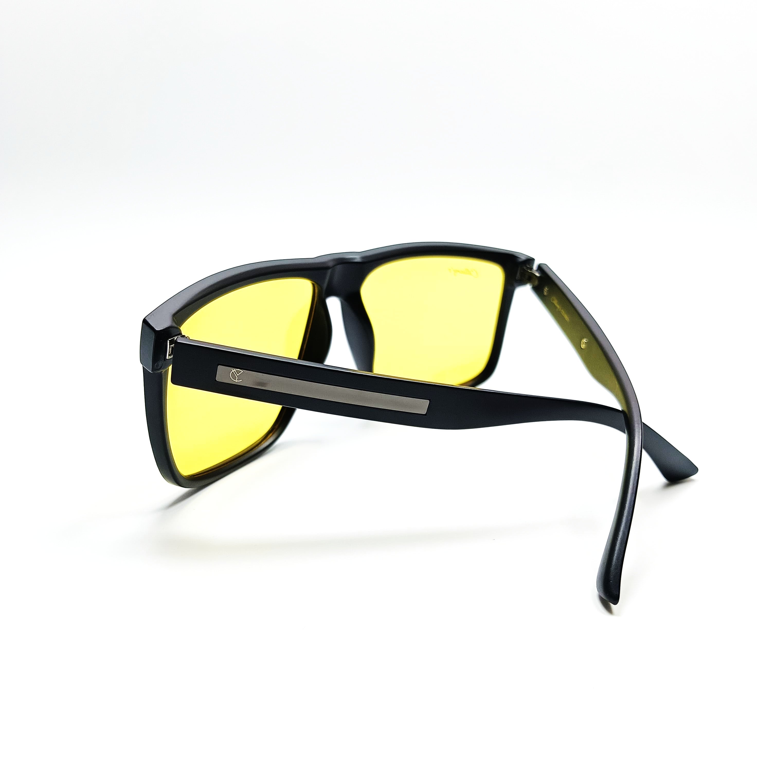Roamer Polarised Matte Black & Yellow Glass