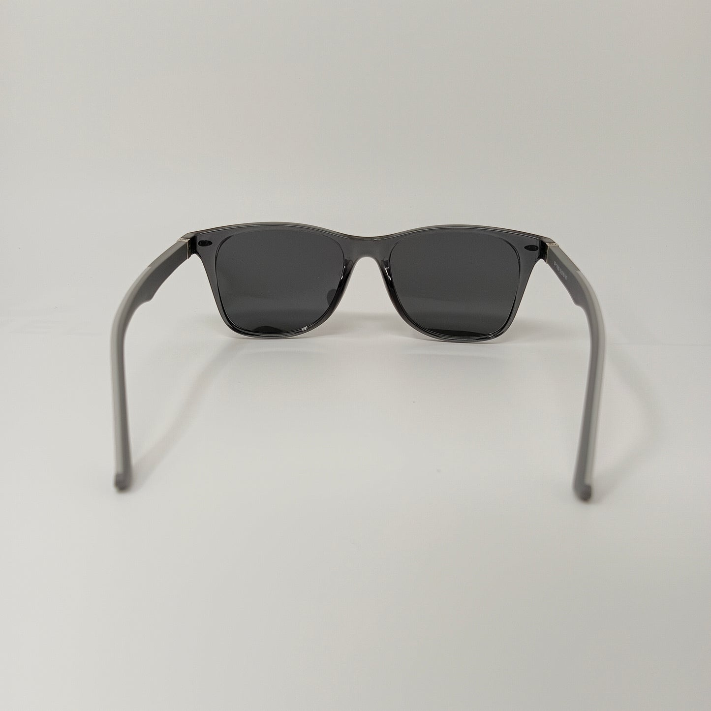 Traveler ( Men, Wayfarer ) Polarised Ash Grey
