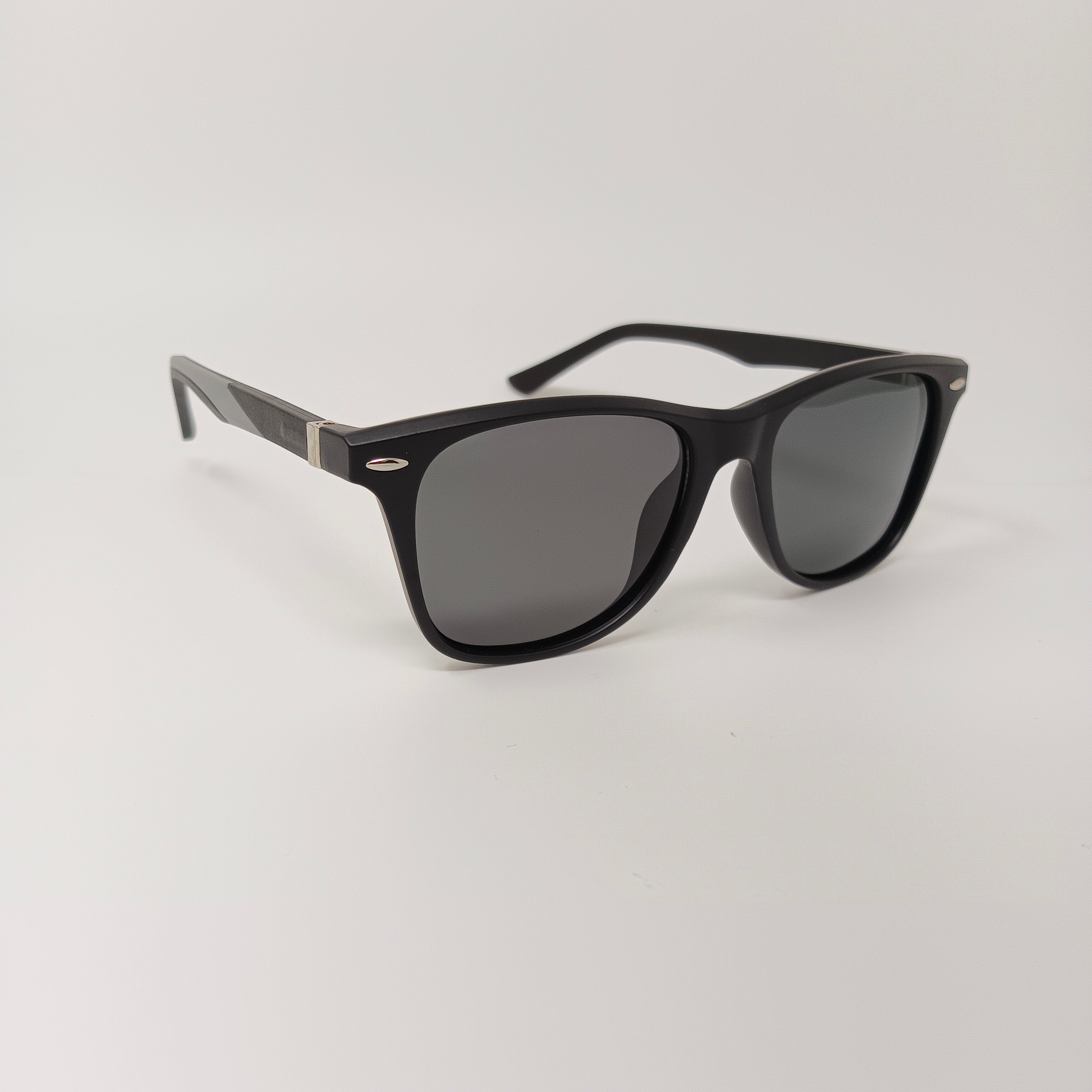 Traveler ( Men, Wayfarer ) Polarised Matte Black