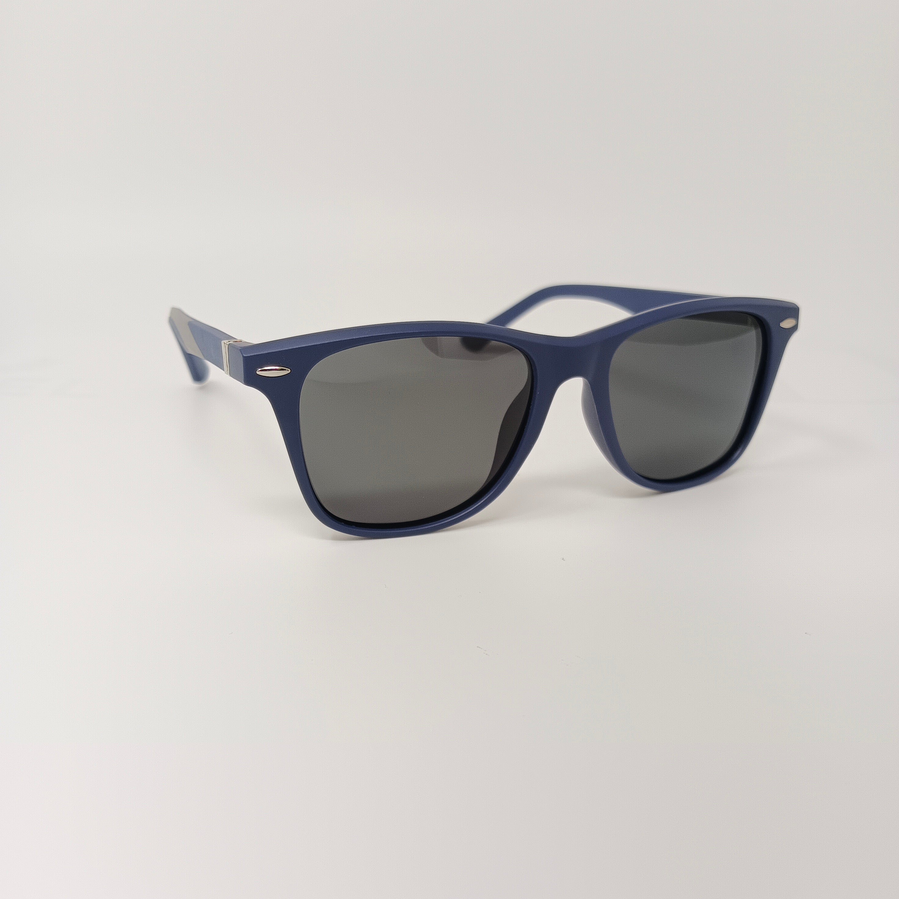 Traveler ( Men, Wayfarer ) Polarised Matte Blue